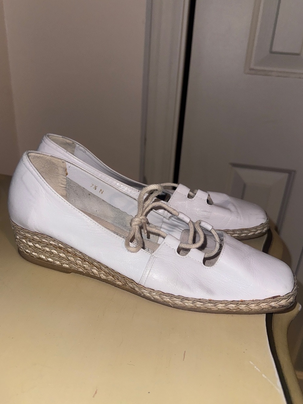 Andre Assous Vintage Women's White Espadrille Lace-Up Flats